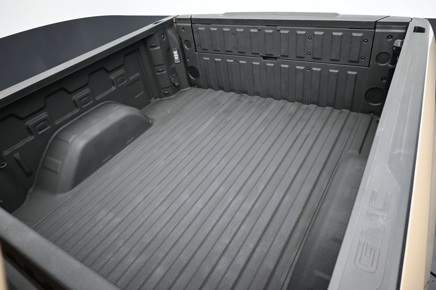 Used 2023 GMC Sierra 1500 AT4 w/ AT4 Premium Package AWD/4WD image 47