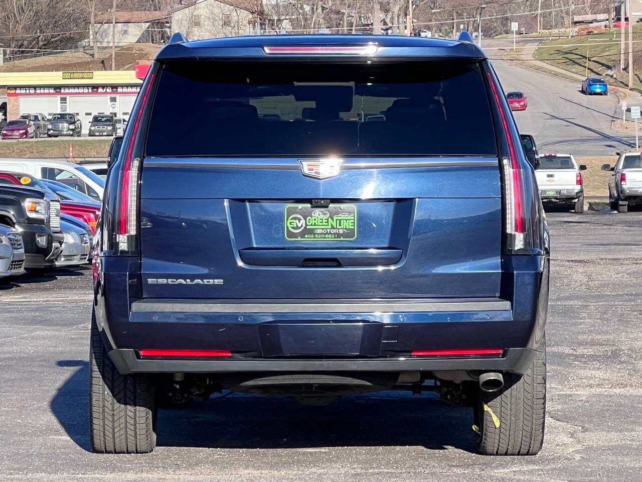 Used 2020 Cadillac Escalade Luxury AWD/4WD image 5