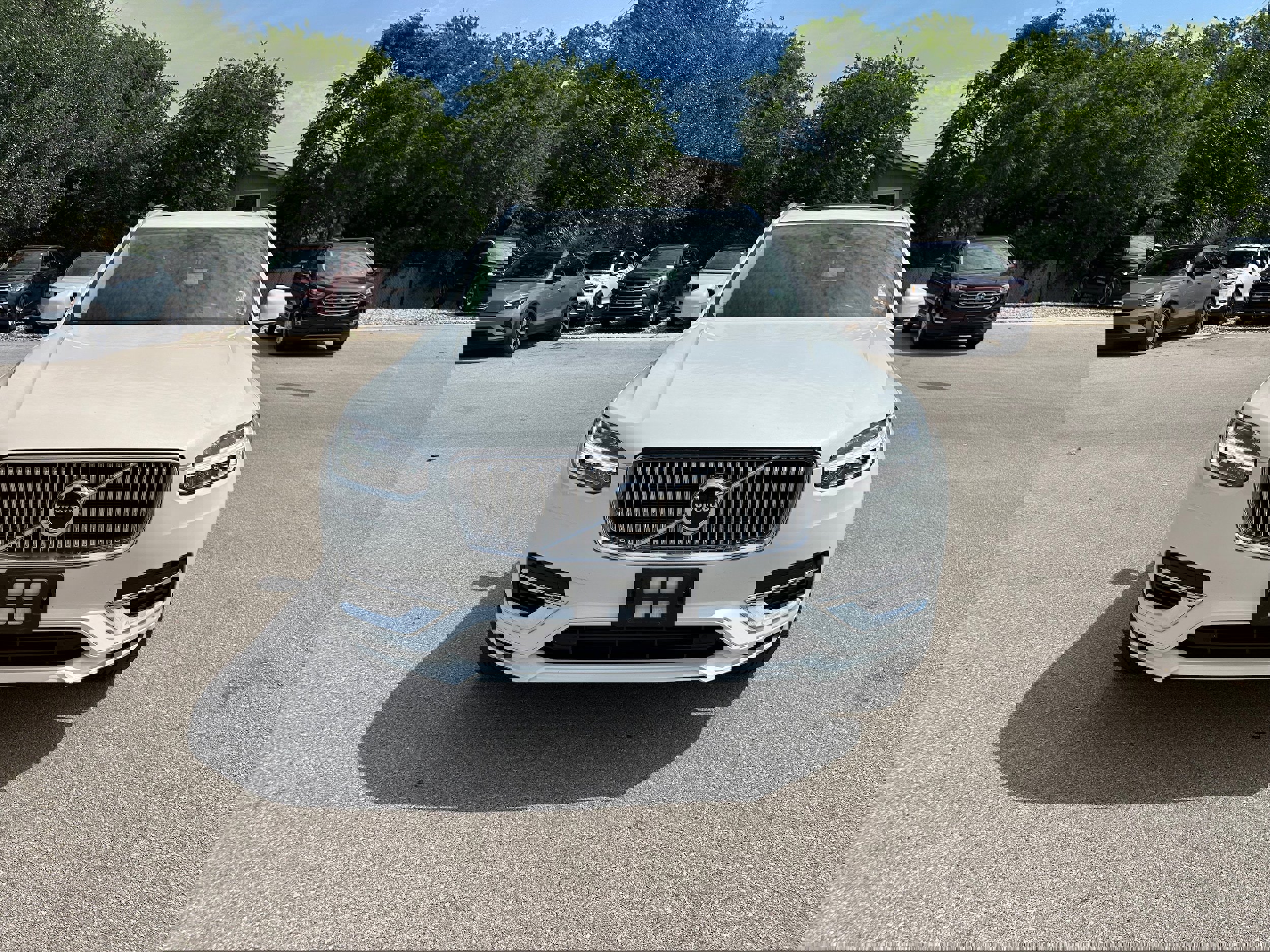 Certified 2023 Volvo XC90 T8 Core image 8