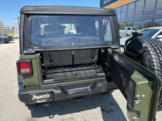 Used 2021 Jeep Wrangler Sport AWD/4WD image 12