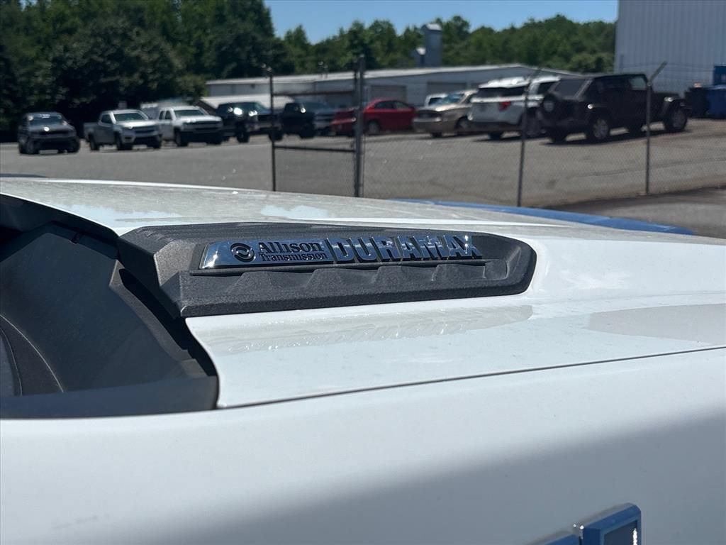 Used 2024 Chevrolet Silverado 2500 LT w/ Convenience Package AWD/4WD image 9