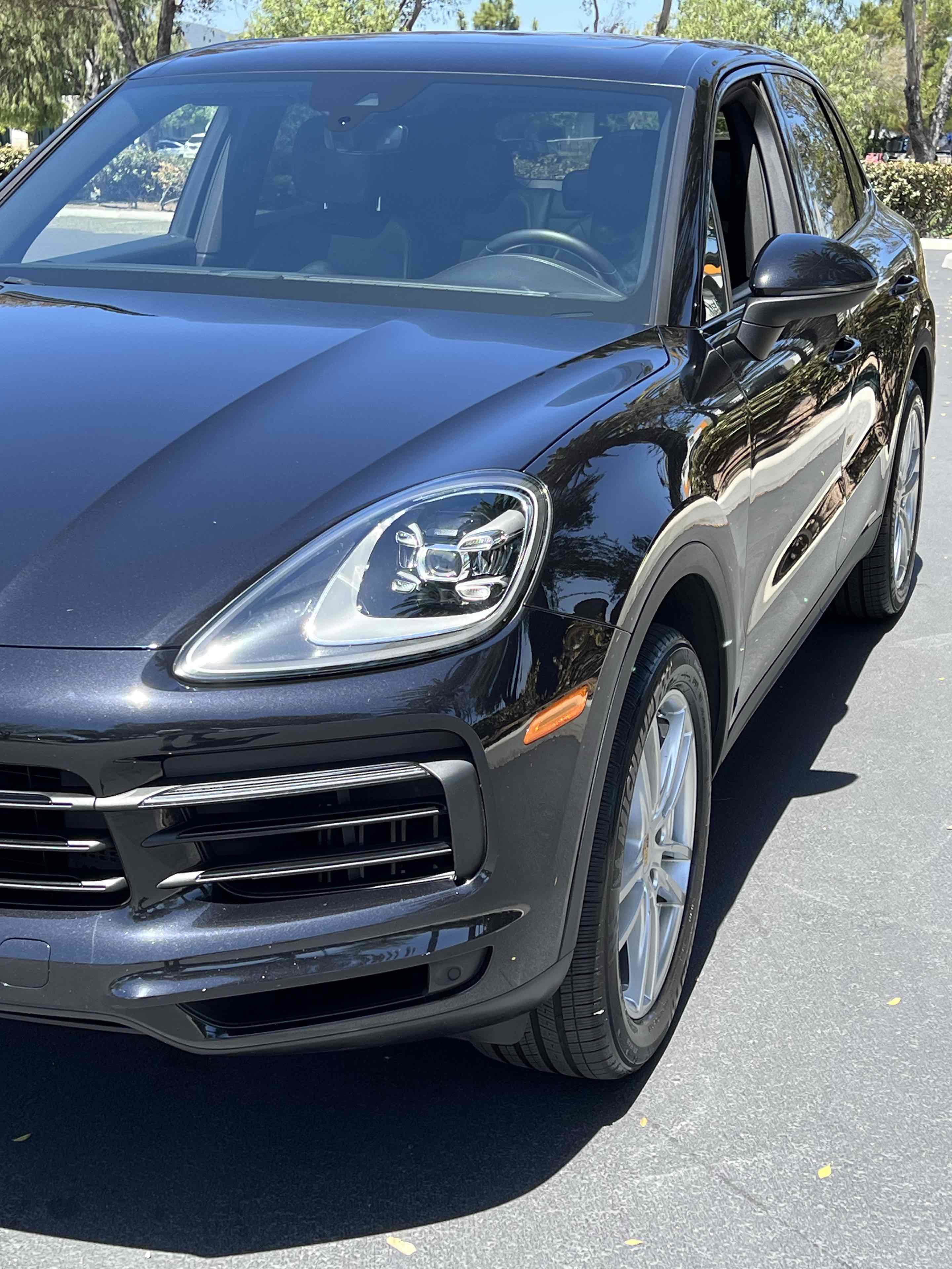 Used 2019 Porsche Cayenne w/ Premium Package AWD/4WD image 94