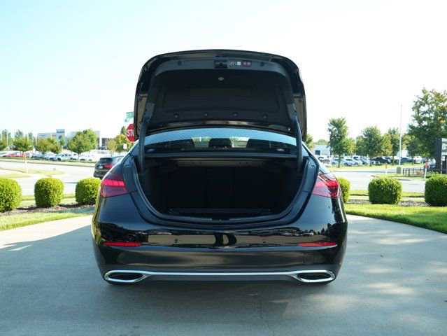 Certified 2025 Mercedes-Benz C 300 4MATIC Sedan image 17