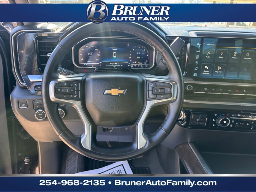 Used 2024 Chevrolet Silverado 3500 LTZ w/ LTZ Convenience Package image 21