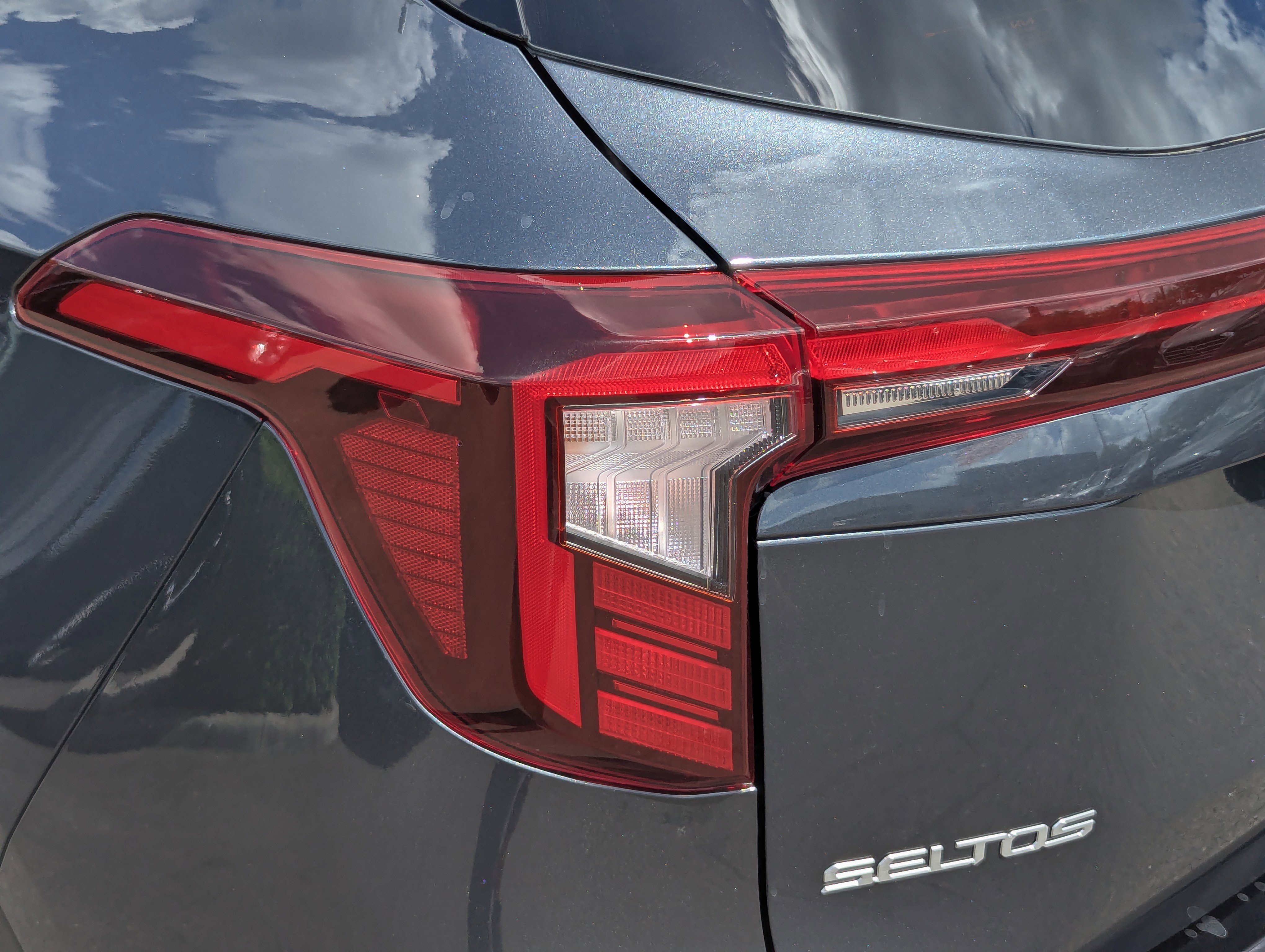 Certified 2026 Kia Seltos S image 11