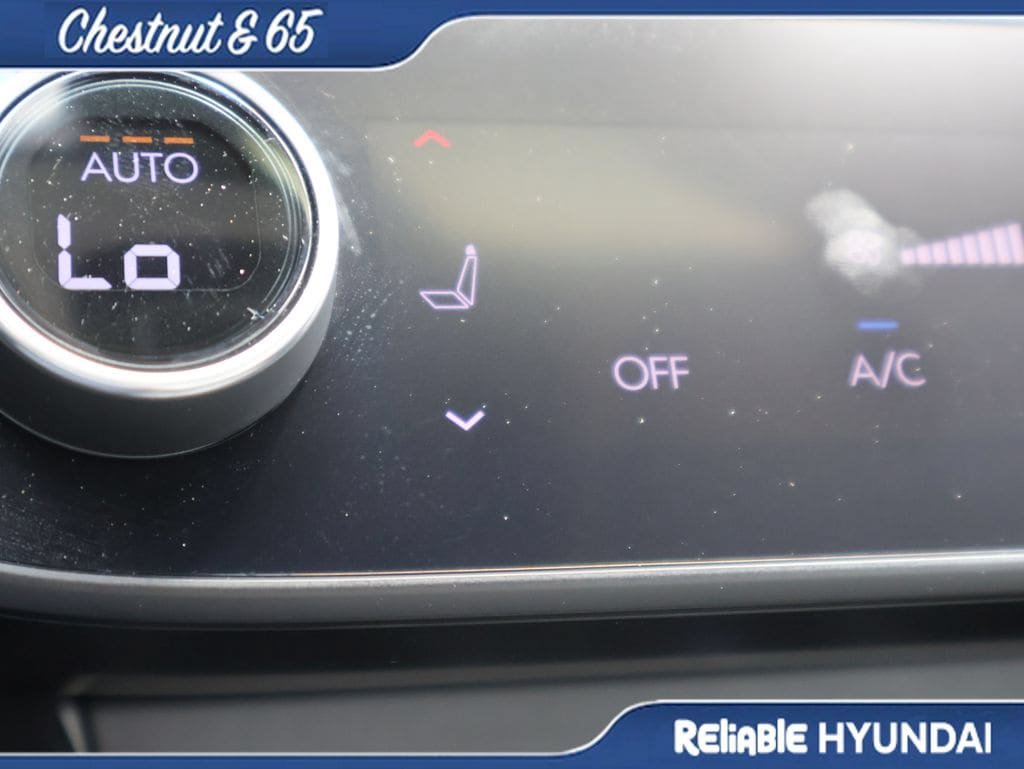 Certified 2024 Hyundai Sonata SEL w/ Convenience Package FWD image 38