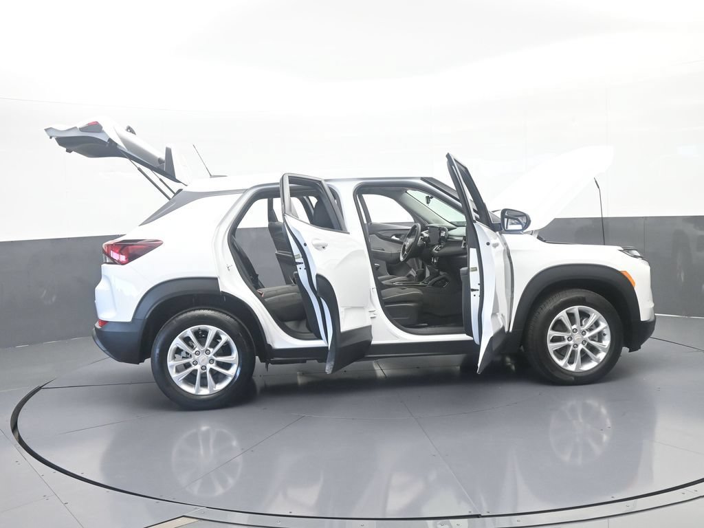 Used 2026 Chevrolet TrailBlazer LS FWD image 69