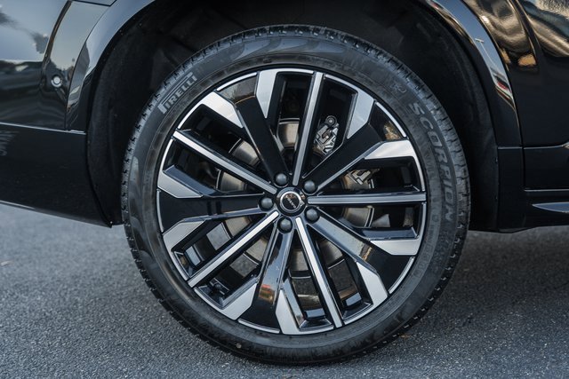 New 2026 Volvo XC90 B6 Ultra w/ Protection Package image 15