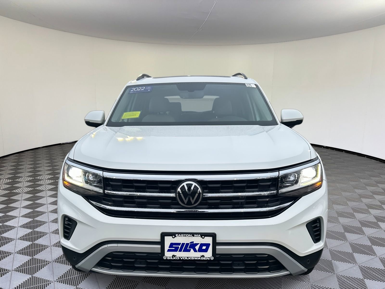 Certified 2022 Volkswagen Atlas SE image 8