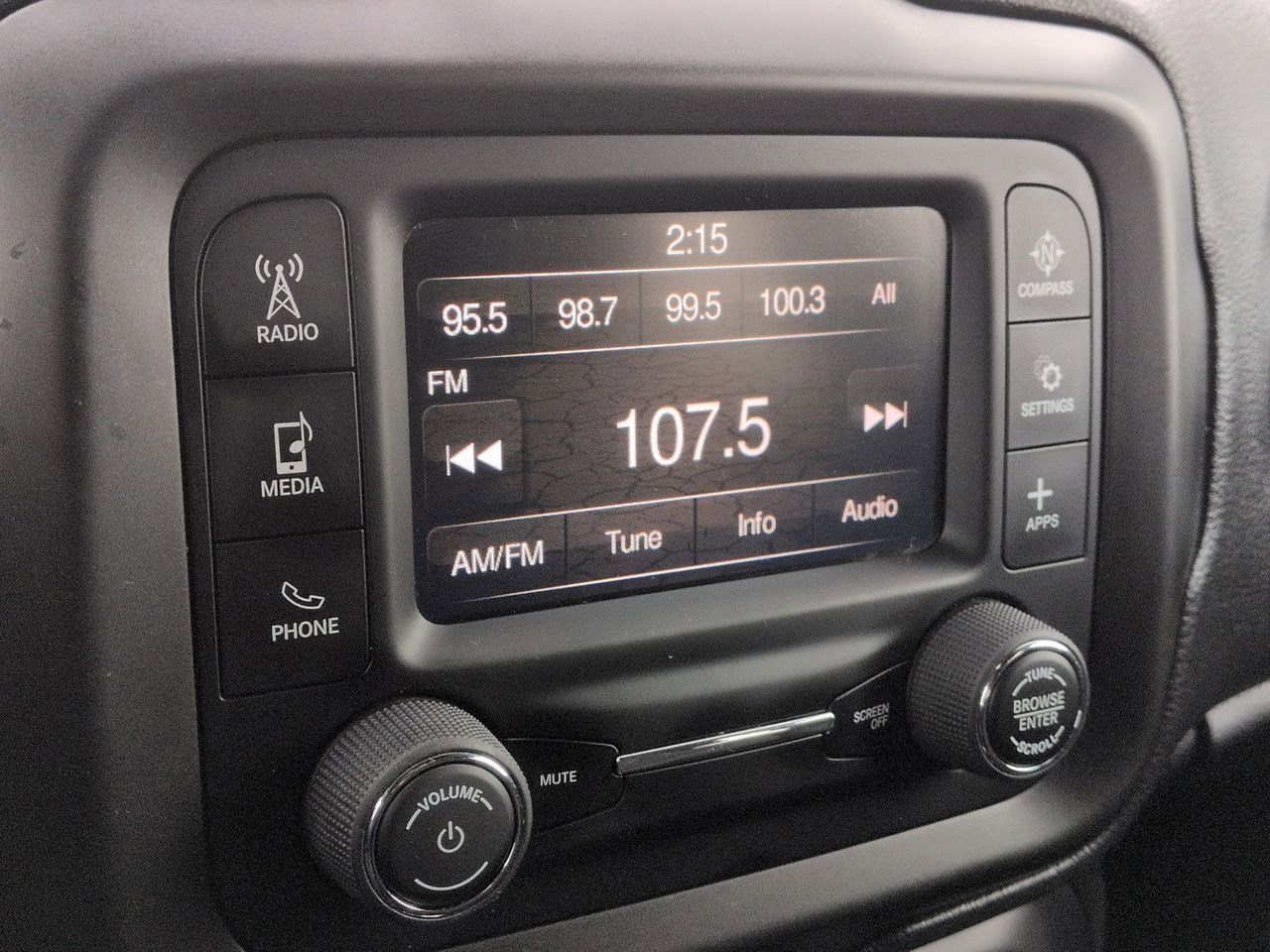 Used 2020 Jeep Renegade Sport w/ Sport Appearance Group image 19