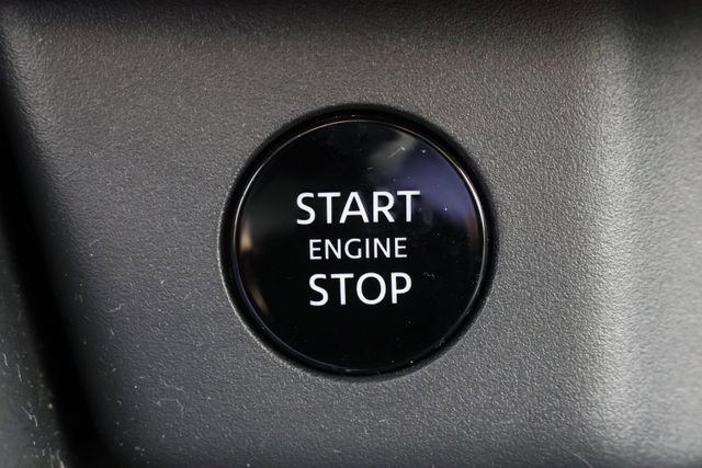 Used 2025 Nissan Rogue SL w/ SL Premium Package image 17