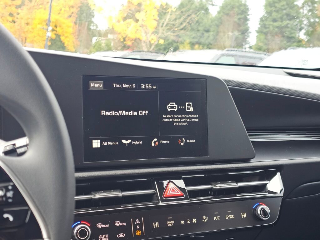 New 2026 Kia Niro LX FWD image 13