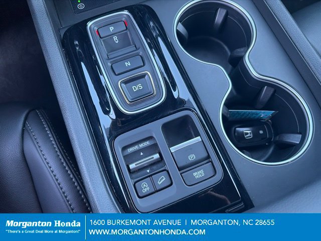 Used 2025 Honda Pilot Touring image 29