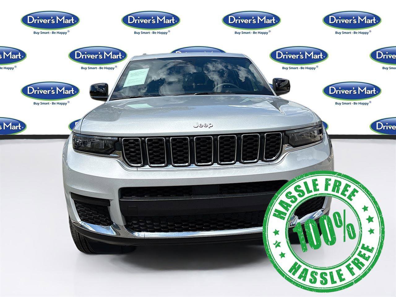 Used 2024 Jeep Grand Cherokee L Laredo image 2