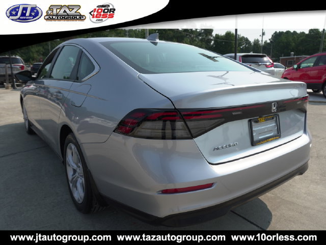 Used 2025 Honda Accord LX image 6
