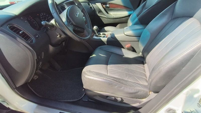 Used 2015 INFINITI QX50 Journey w/ Premium Package AWD/4WD image 9