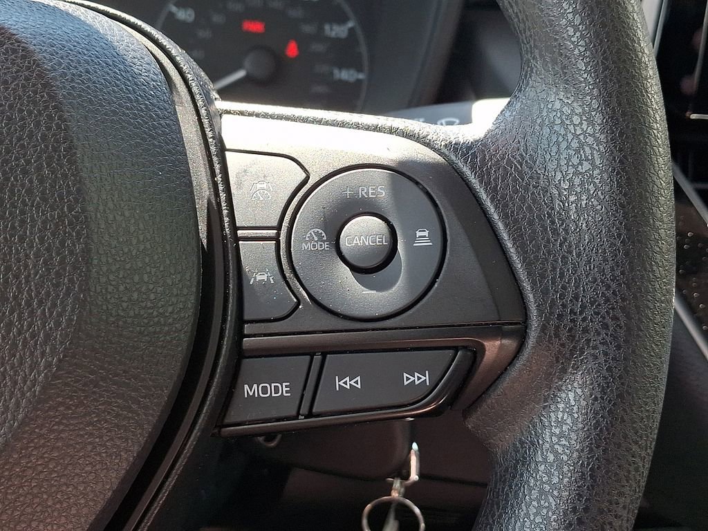 Used 2024 Toyota Corolla LE AWD/4WD image 21