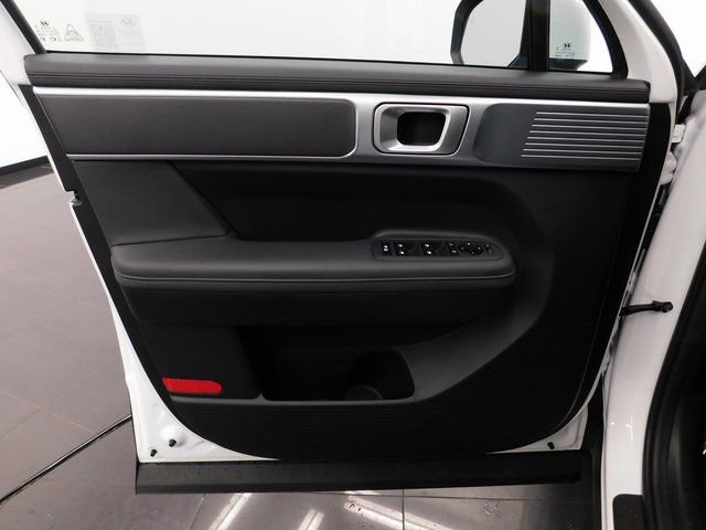 Used 2025 Hyundai Santa Fe SEL image 17