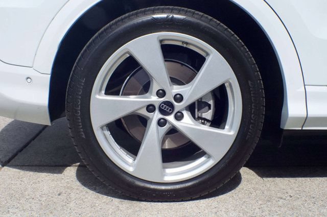 Used 2025 Audi Q5 Prestige AWD/4WD image 57
