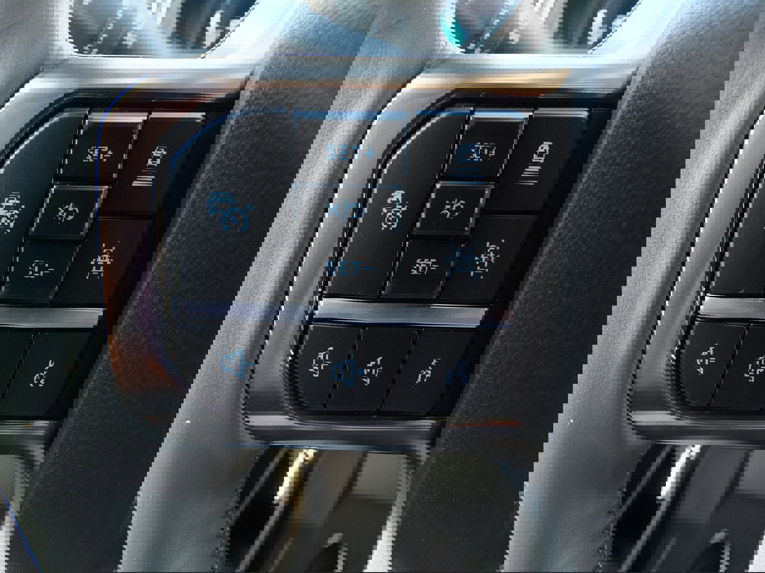 New 2026 Ford F350 Platinum w/ Platinum Plus Package image 29