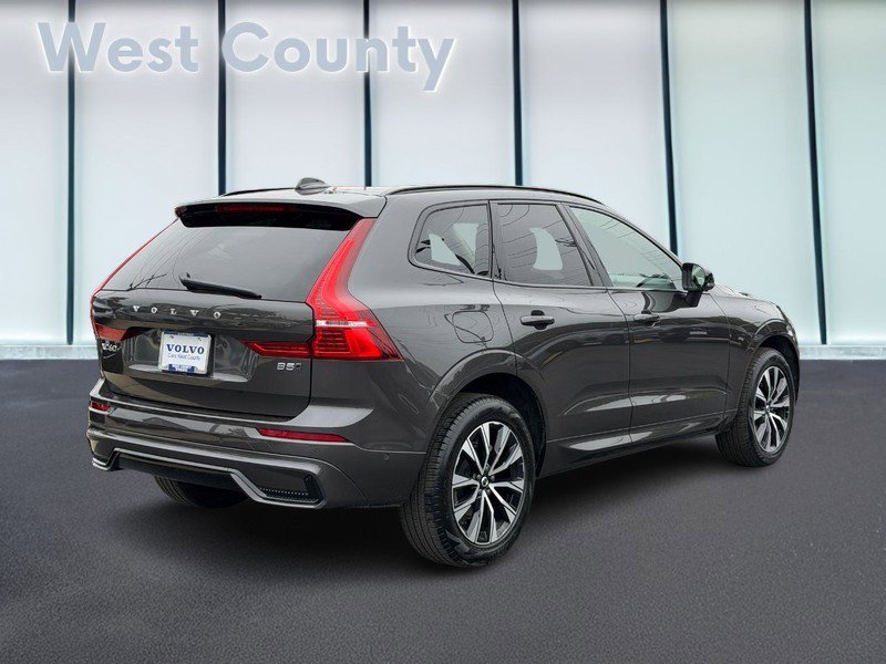 Certified 2025 Volvo XC60 B5 Plus w/ Climate Package AWD/4WD image 4