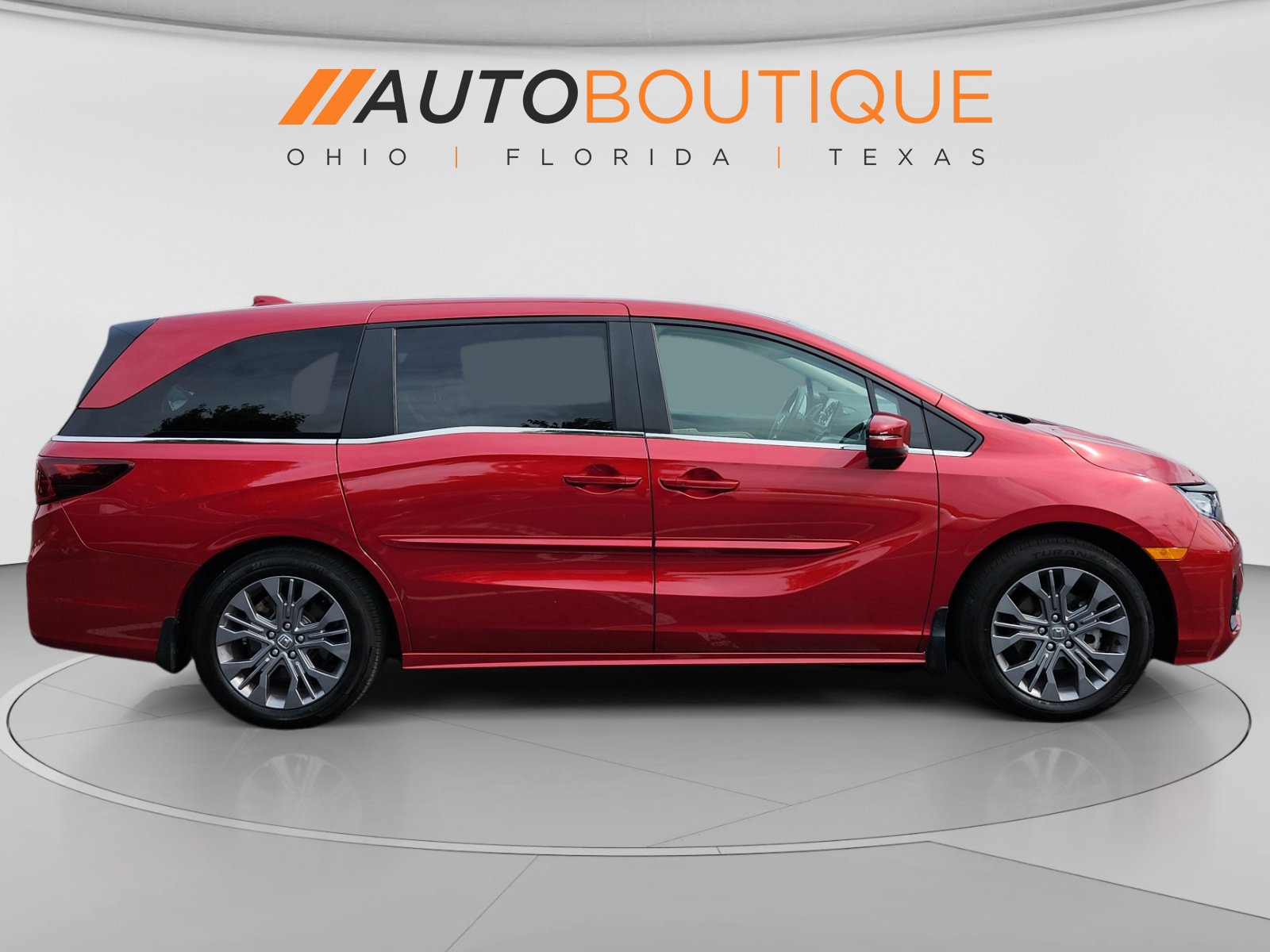 Used 2025 Honda Odyssey Touring image 6