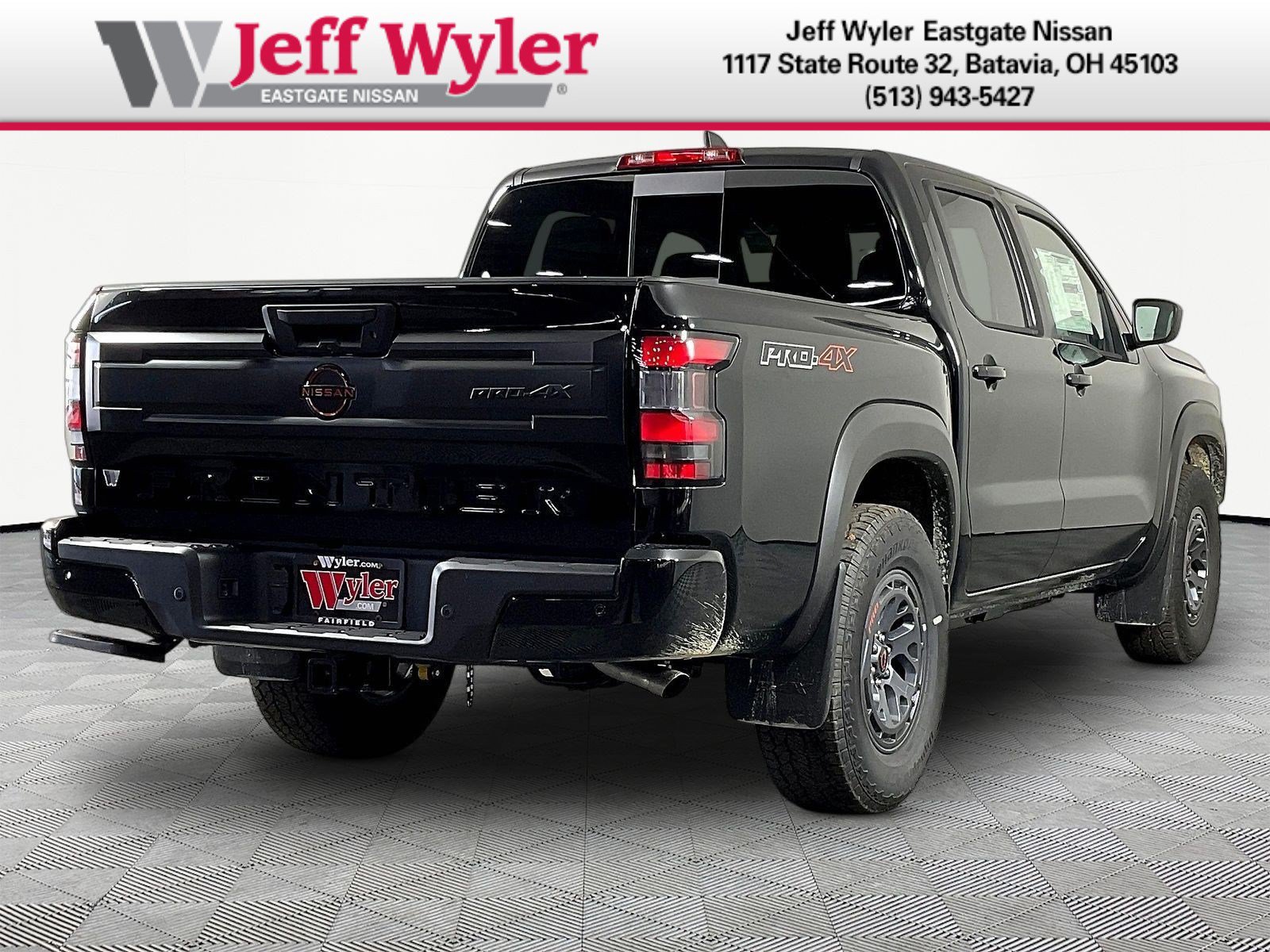 New 2026 Nissan Frontier PRO-4X w/ Tow Package AWD/4WD image 7