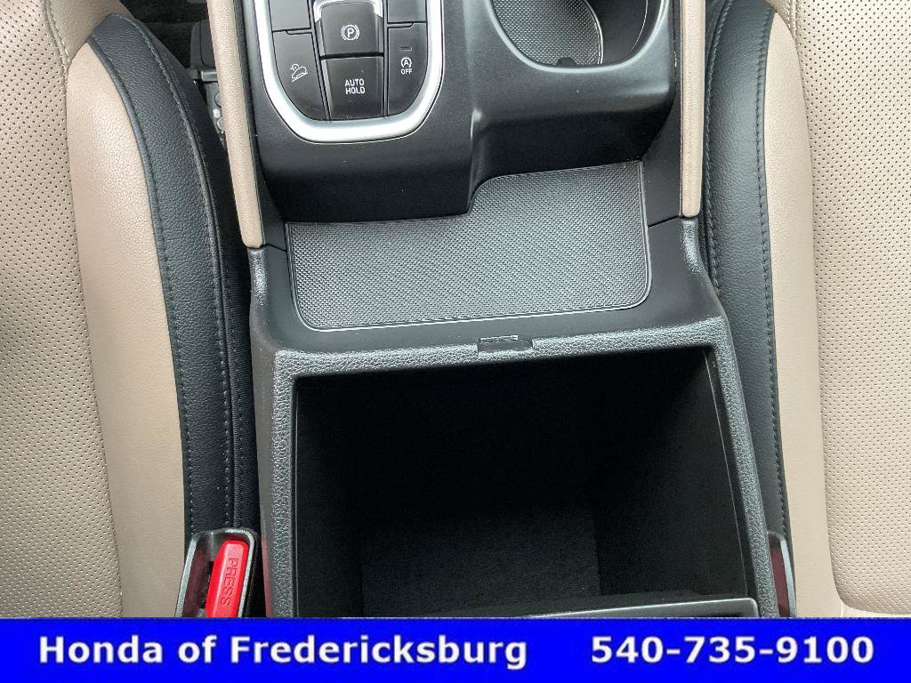 Used 2019 Hyundai Santa Fe Limited AWD/4WD image 39