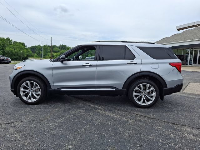 Used 2023 Ford Explorer Platinum w/ Technology Package AWD/4WD image 4