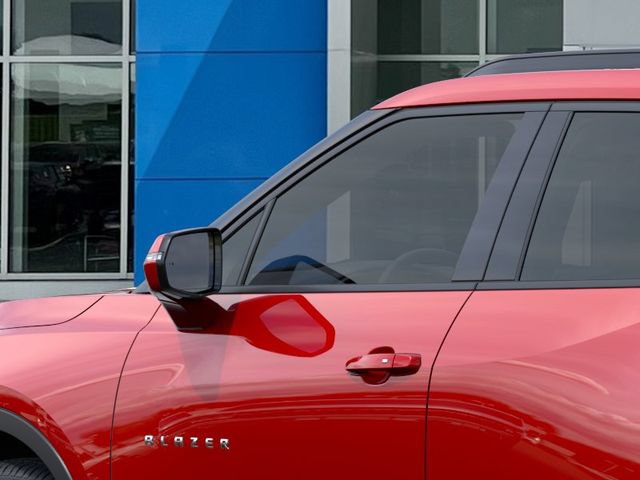 New 2026 Chevrolet Blazer LT w/ Sound & Technology Package FWD image 12
