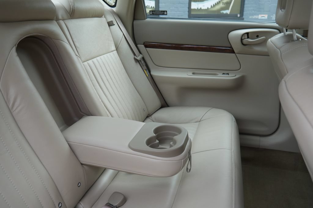 Used 2002 Chevrolet Impala LS w/ Seating Comfort Pkg FWD image 17