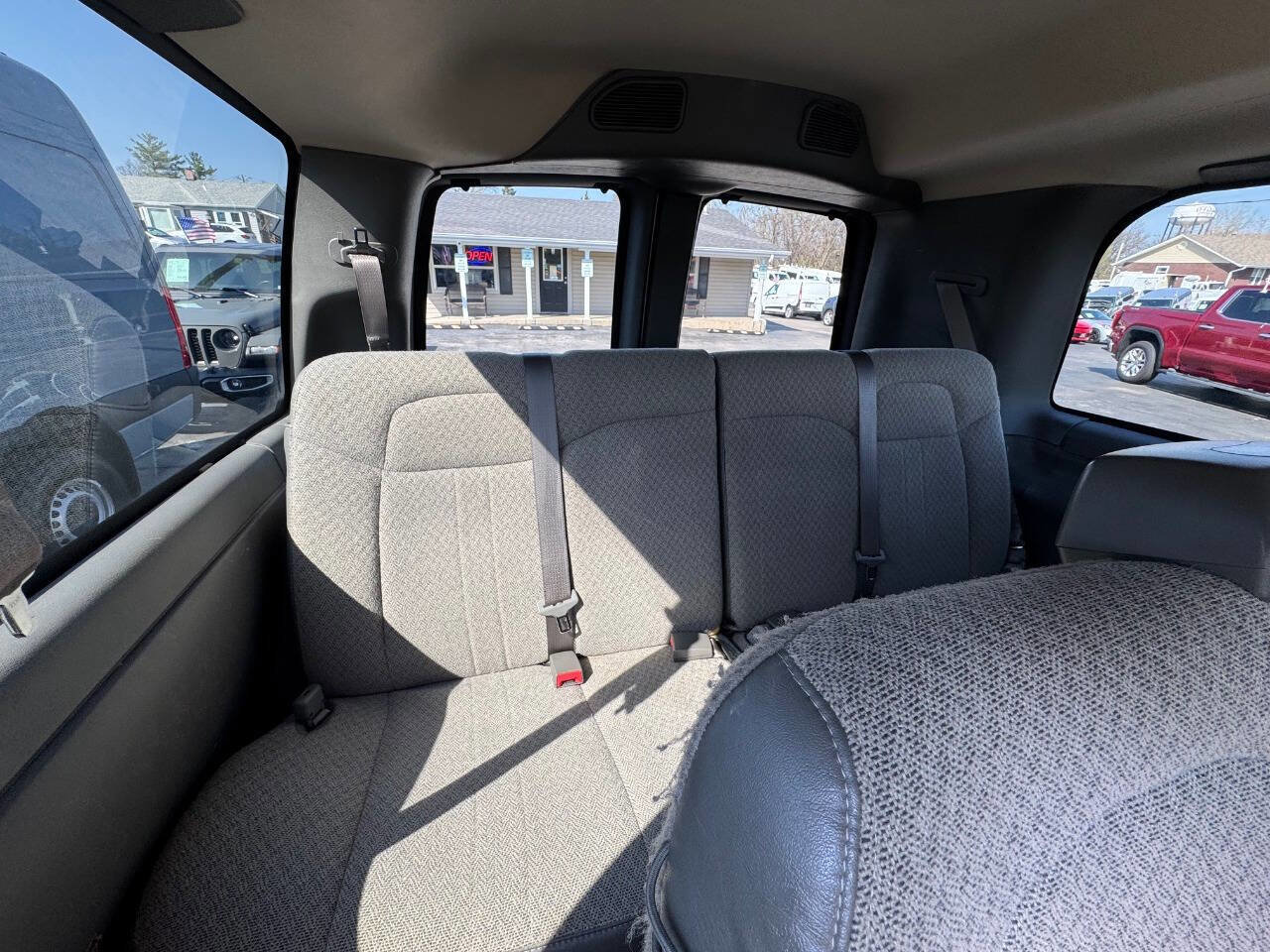 Used 2019 Chevrolet Express 2500 LS w/ Driver Convenience Package image 21