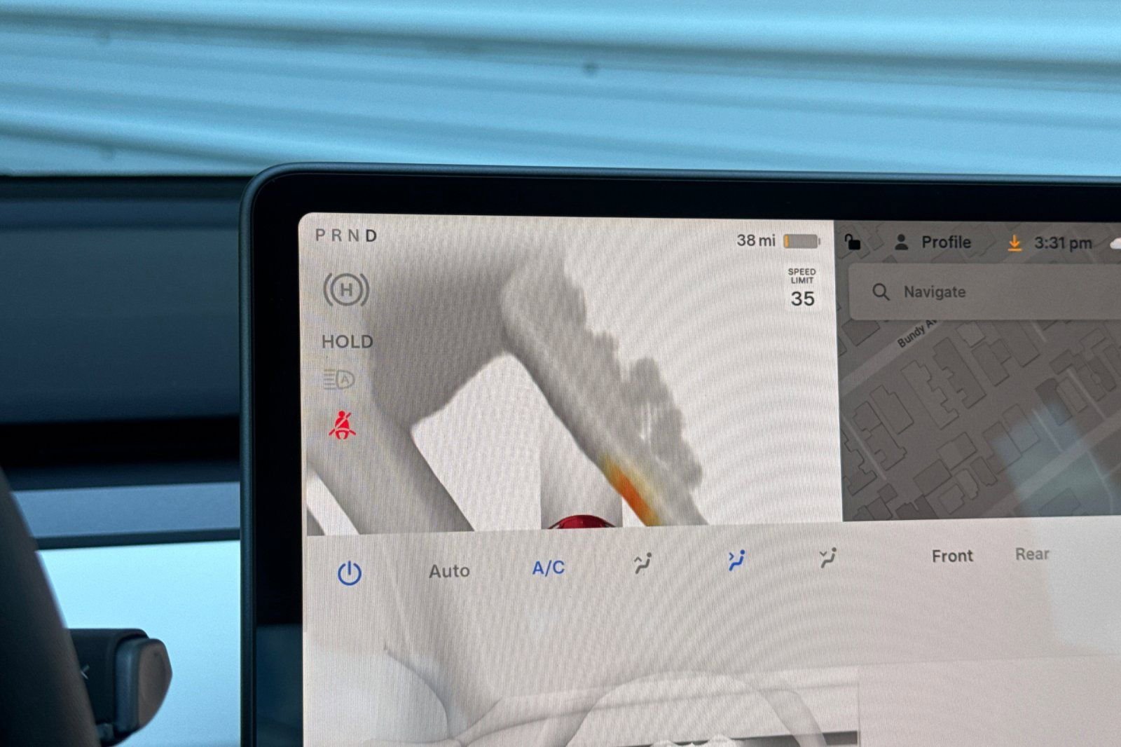 Used 2023 Tesla Model 3 Standard Range image 23