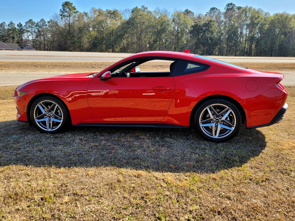 New 2026 Ford Mustang Coupe image 4