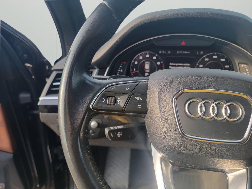 Used 2018 Audi Q7 3.0T Prestige image 15