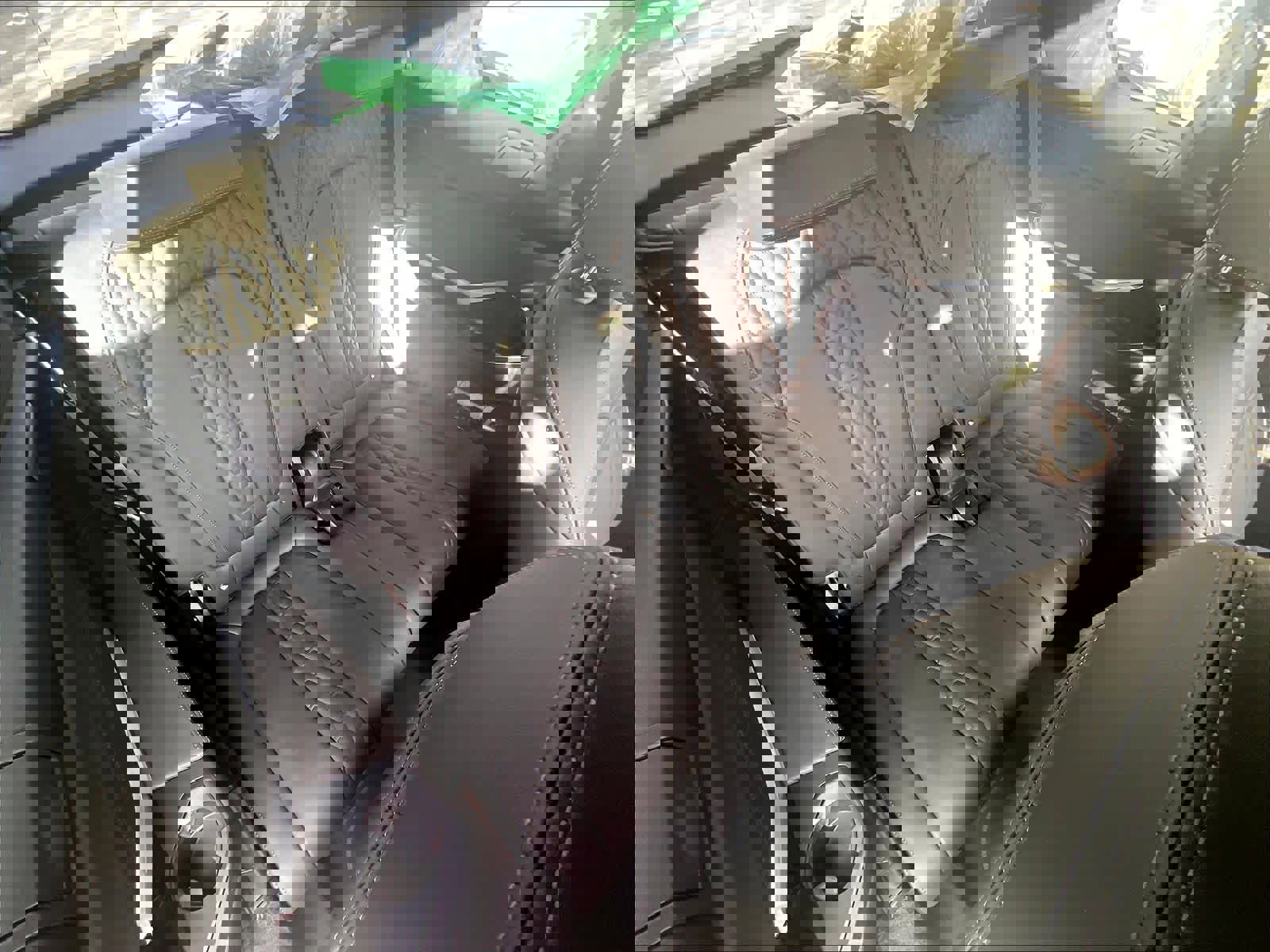 Used 2024 BMW X7 M60i w/ Executive Package image 28