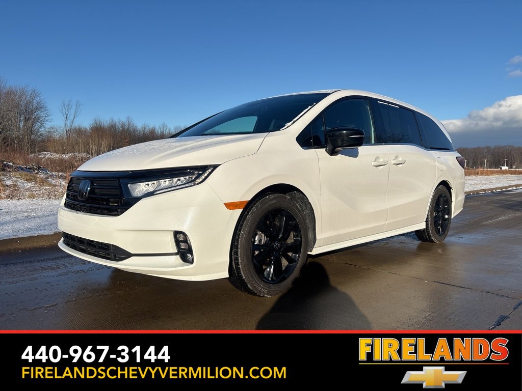 Used 2024 Honda Odyssey Sport image 1