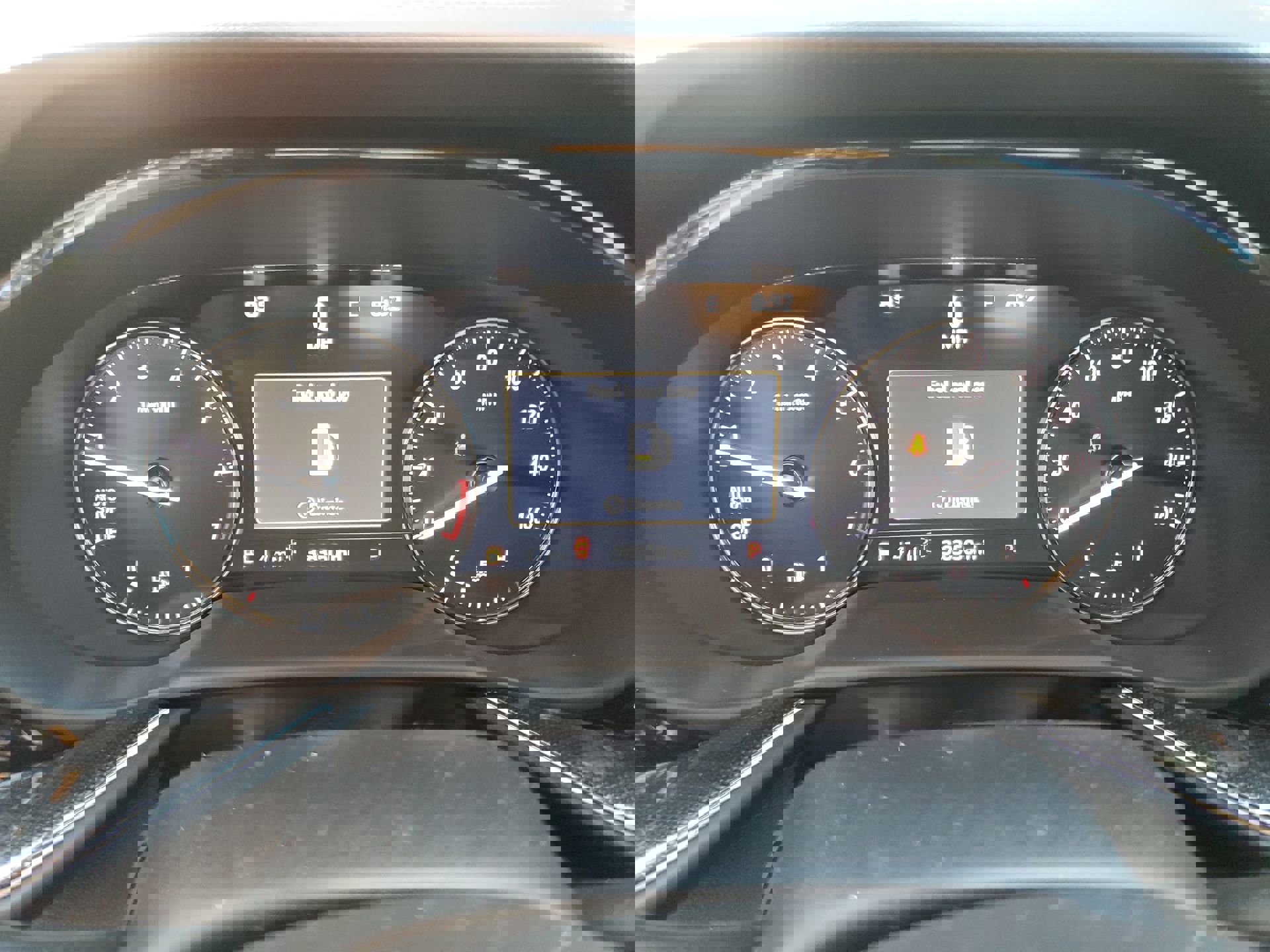 Used 2021 Buick Envision Essence image 60