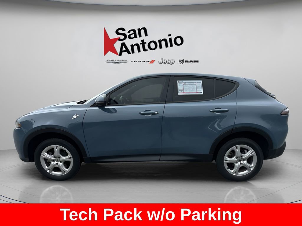 Certified 2023 Dodge Hornet GT w/ Tech Pack w/o Parking AWD/4WD image 4