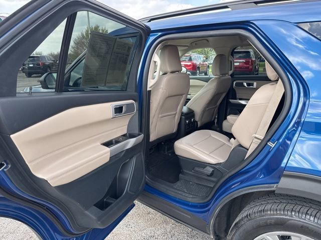 Used 2021 Ford Explorer XLT w/ Equipment Group 202A image 24