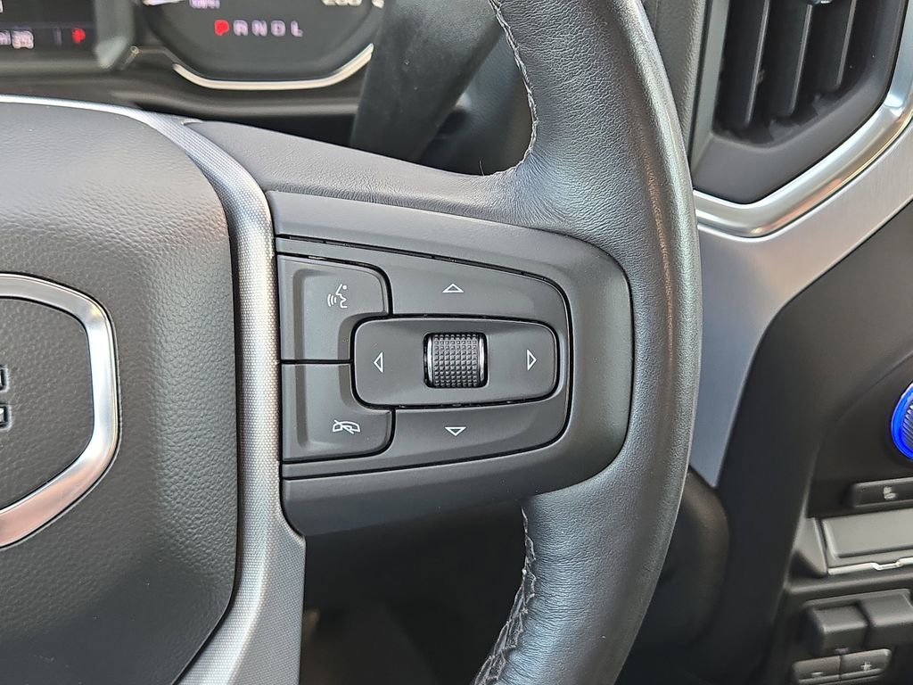 Used 2022 GMC Sierra 3500 SLT w/ Gooseneck/5TH Wheel Package image 32