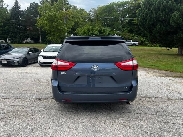 Used 2015 Toyota Sienna LE FWD image 7