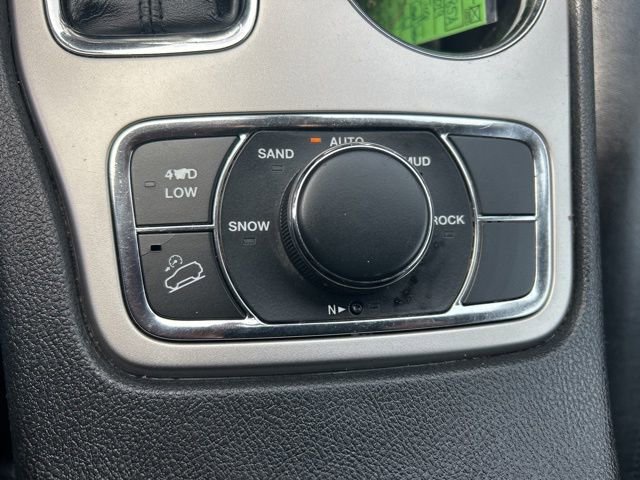 Used 2019 Jeep Grand Cherokee Limited AWD/4WD image 21