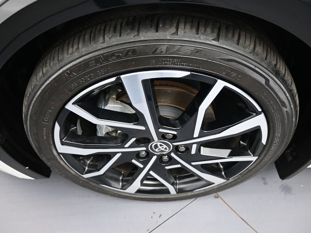 Used 2024 Toyota Prius Prime image 14