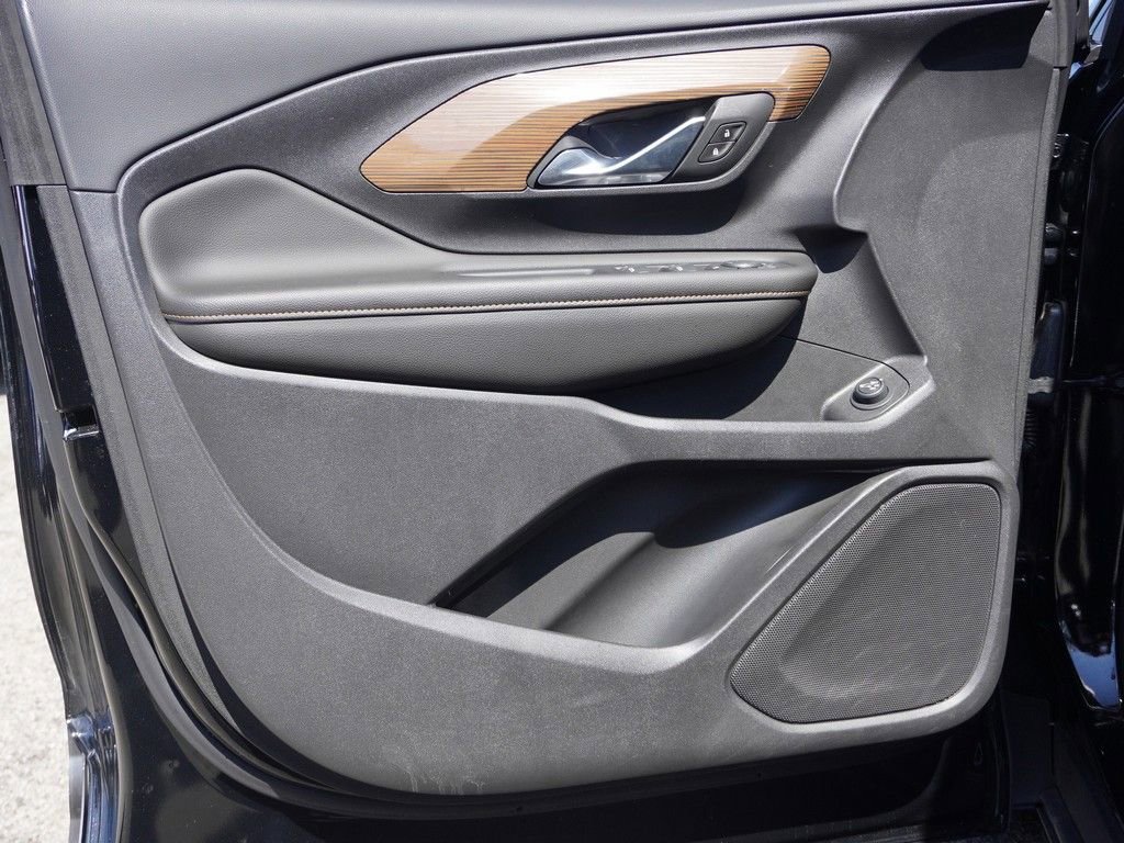 Used 2020 GMC Terrain SLE w/ Driver Convenience Package image 23