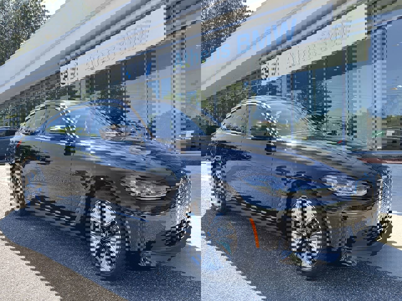 Used 2025 BMW i4 eDrive40 w/ Parking Assistance Package image 1