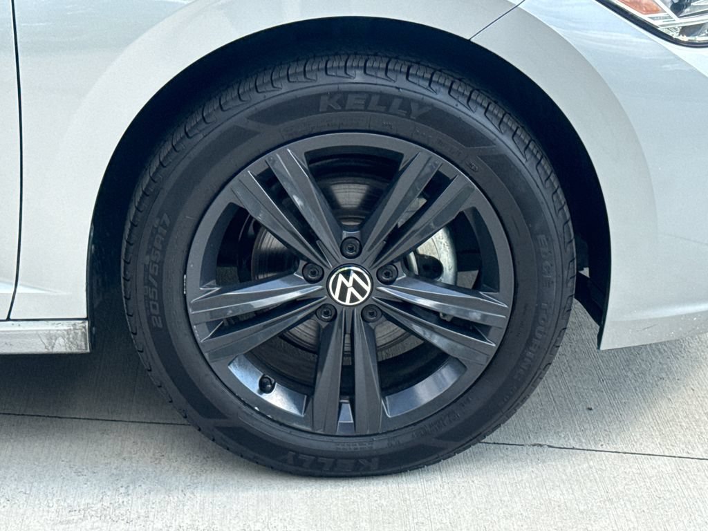 Used 2022 Volkswagen Jetta SE FWD image 11
