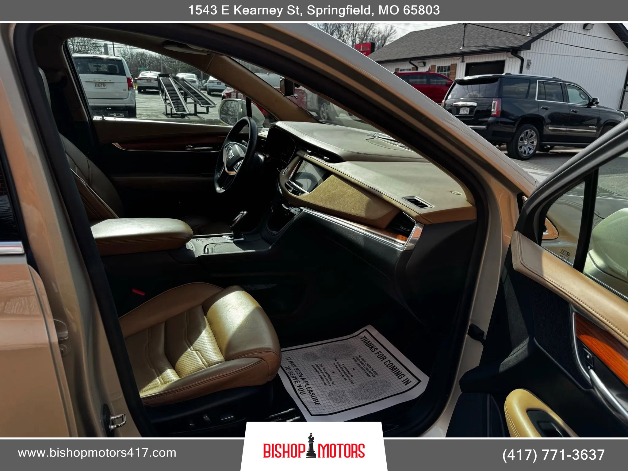 Used 2017 Cadillac XT5 Platinum w/ Driver Assist Package image 18