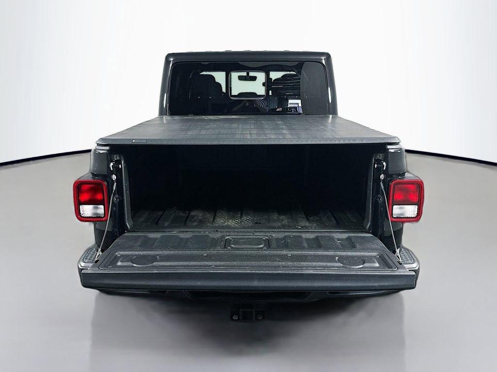 Used 2023 Jeep Gladiator Mojave w/ Cold Weather Group image 30