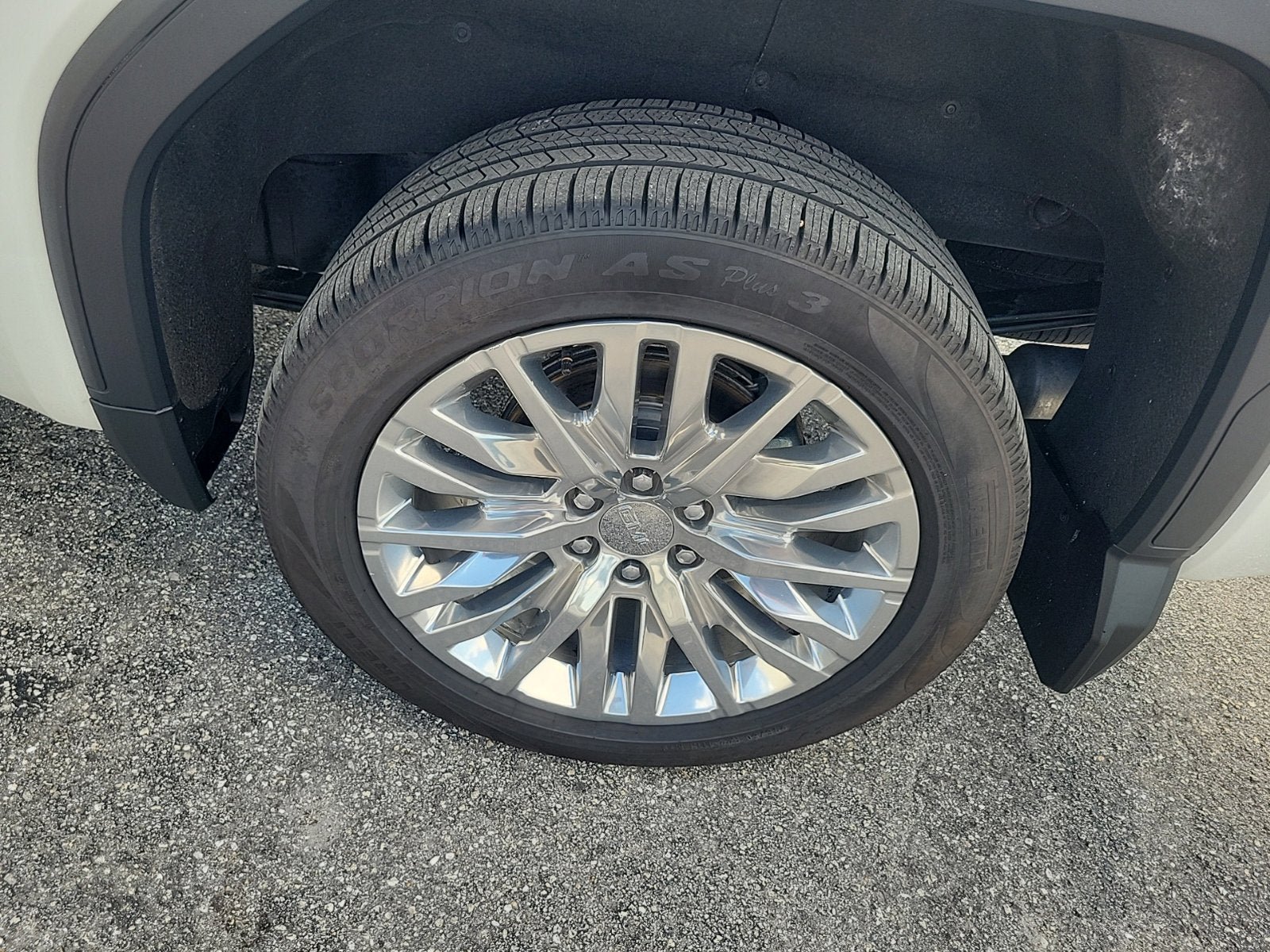 Certified 2019 GMC Sierra 1500 Denali w/ Denali Ultimate Package AWD/4WD image 9